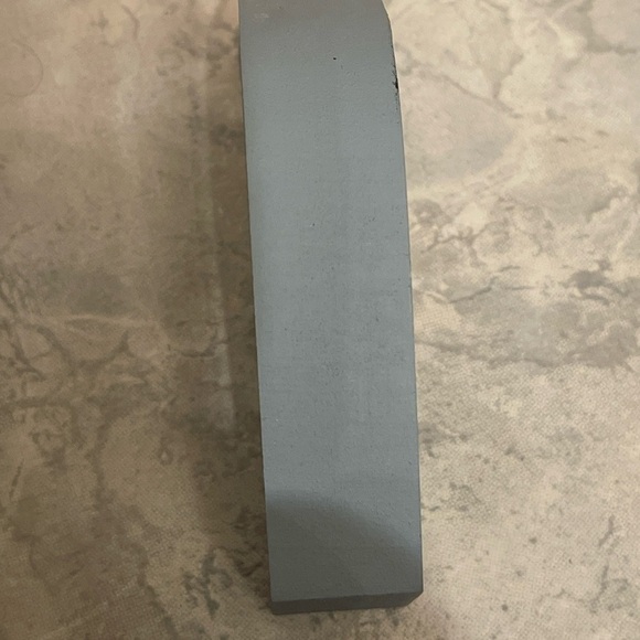 The Cat's Meow Village Route 66 Series, 1998 No. 292 Route 66 Shield with Car - Picture 9 of 9